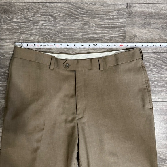 Haggar Men Tan Dress Pants Classic Straight-Leg Size 38 in x 29 in - Picture 13 of 16